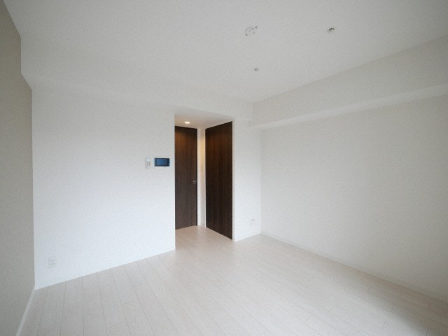 エグゼ難波WESTリバーの居間・リビング