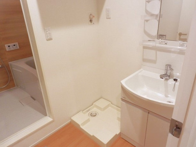 【洗面所】 | エコーハイツⅠ | 広い洗面スペース