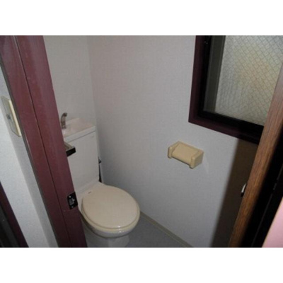 【トイレ】 | サンライズビル | コンパクトで使いやすいトイレです