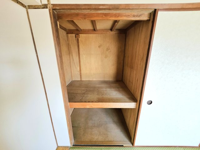 浜町マンションの収納|他号室の写真の為異なる場合は、現況優先とします。