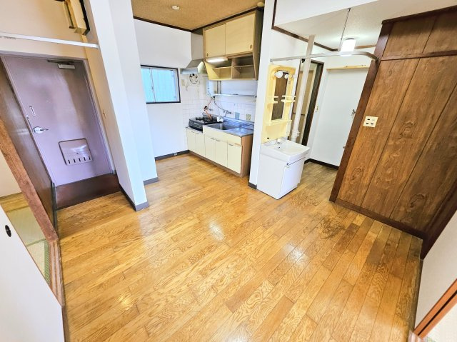 浜町マンションの内装|他号室の写真の為異なる場合は、現況優先とします。