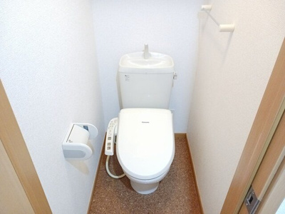 【トイレ】 | エクセレンテ | 落ち着いた色調のトイレです