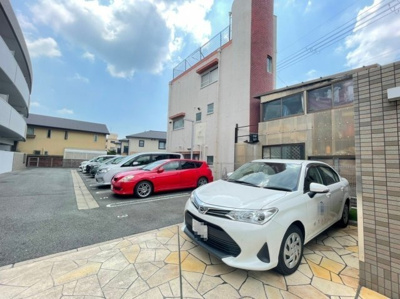 【駐車場】 | ドルフコートK | 駐車場完備です