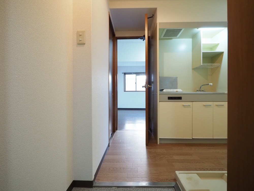 ナニワランド上本町の玄関