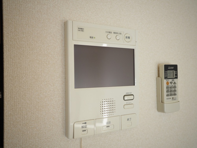 【セキュリティ】 | ルーエ本町 | モニター付きインターホンです洗濯機置き場です