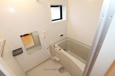 【浴室】 | ソレーユ | 落ち着いた空間のお風呂です
ソレーユ　202号室　2020年1月15日