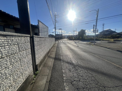 【前面道路含む現地写真】 | 深谷市人見　850万　土地