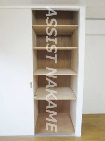 細井マンションの収納