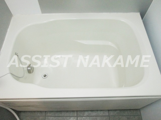 細井マンションの浴室