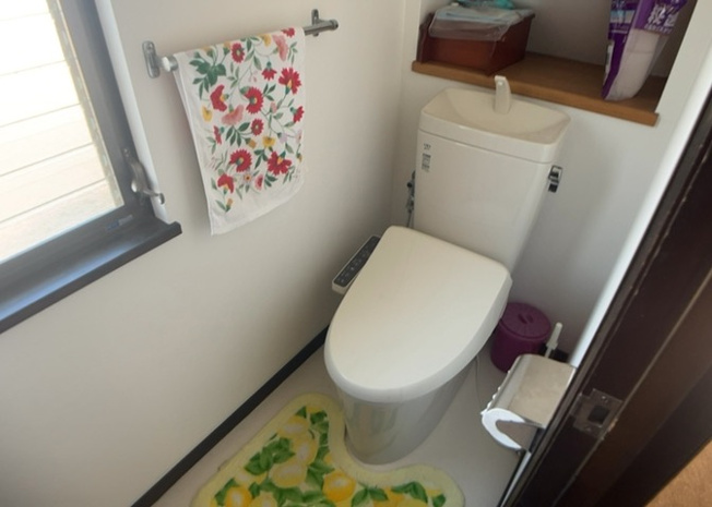 【トイレ】 | トイレは大きさや形、機能、抗菌性などが異なる多種多彩なタイプが各メーカーから出ています。それぞれに良さがあるため、事前にどういったタイプのトイレがいいのかをご家庭内で決めて、内見に行くといいでしょう。