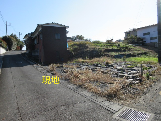 中古戸建　熊谷市千代64-1（期間限定現況販売）の前面道路含む現地写真