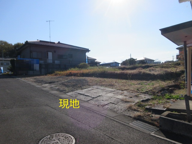 中古戸建　熊谷市千代64-1（期間限定現況販売）の前面道路含む現地写真