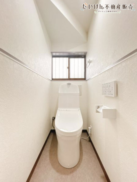 加古郡稲美町国岡　中古戸建のトイレ