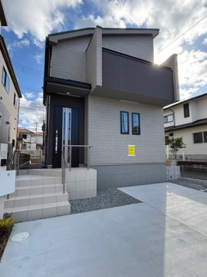 【外観】 | 神戸市西区春日台9丁目　新築戸建B号棟　仲介手数料無料！ | 外観は落ち着いています