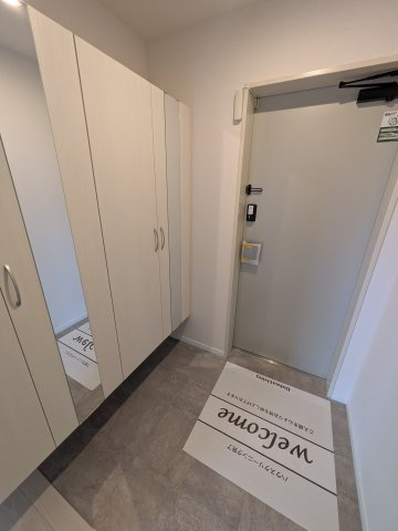 D-residence稲城の玄関