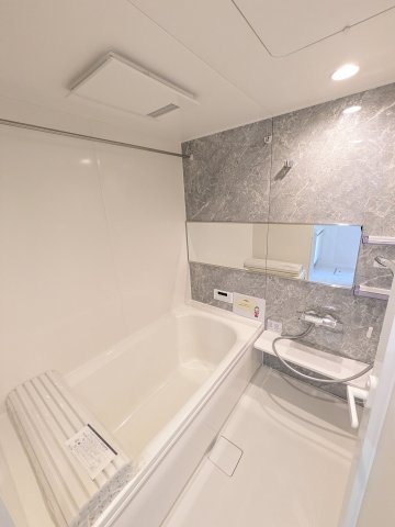 D-residence稲城の浴室