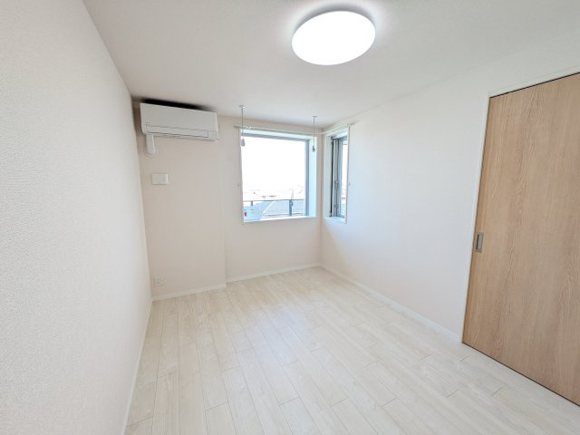 D-residence稲城の洋室