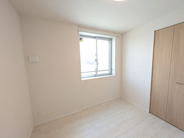 D-residence稲城の洋室