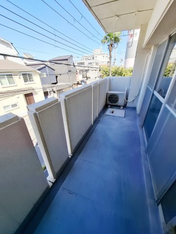 サンパレス甲子園のバルコニー