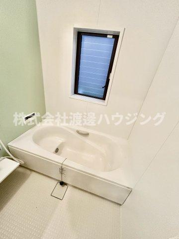 富田丘町一戸建の浴室