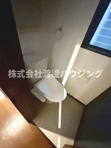 富田丘町一戸建のトイレ