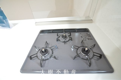 【キッチン】 | 綾瀬市深谷上７丁目 新築戸建て 全5棟【仲介手数料無料】