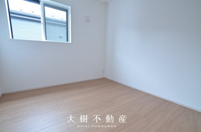 【洋室】 | 綾瀬市深谷上７丁目 新築戸建て 全5棟【仲介手数料無料】 | 2階　洋室2（4.5帖）