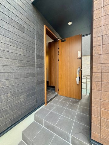 小郡市小板井　2号地の玄関