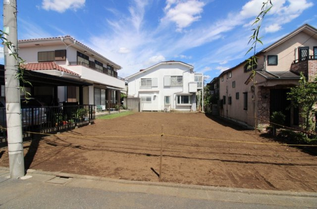 新築/練馬区下石神井5丁目　全5棟の前面道路含む現地写真|「暮らし」がはかどる、「子育て」がはかどる。駅も学校もショッピングも、全部“徒歩10分圏内”。子育て世代にちょうどいい街