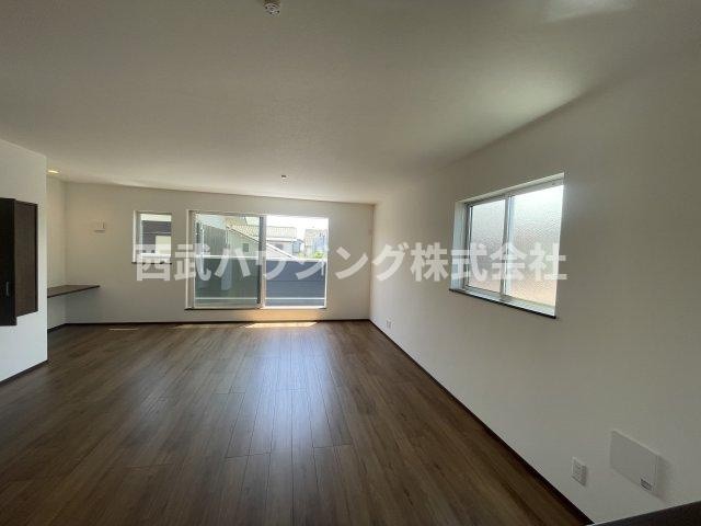 【仲介手数料無料】所沢市榎町Ⅰ期全２棟2号棟所沢市の新築住宅なら西武ハウジングの居間・リビング