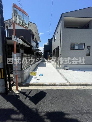 【仲介手数料無料】所沢市榎町Ⅰ期全２棟2号棟所沢市の新築住宅なら西武ハウジングの前面道路含む現地写真