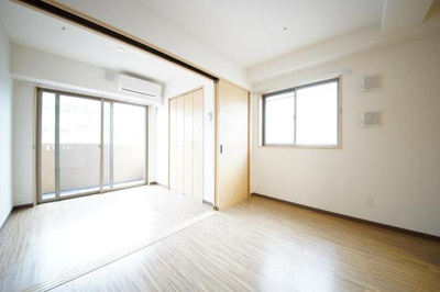 【洋室】 | イグレック南本町 | 広々とした洋室です