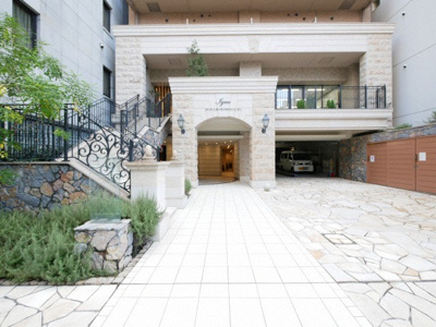 【エントランス】 | イグレック南本町 | 落ち着いたエントランスです