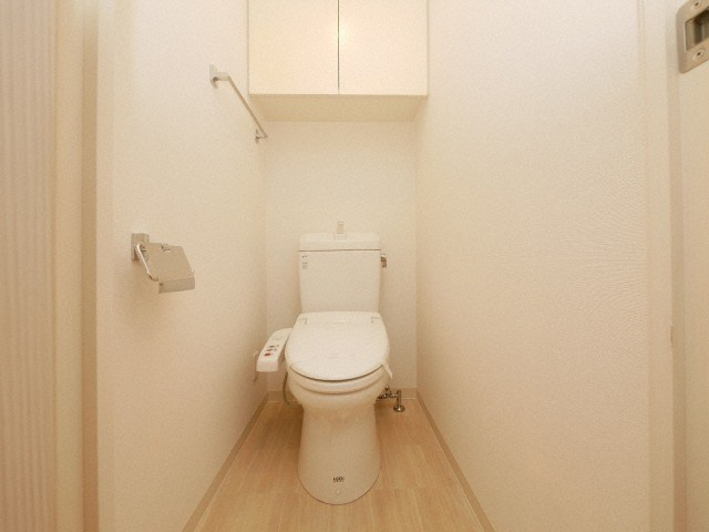 QCフラット北堀江のトイレ