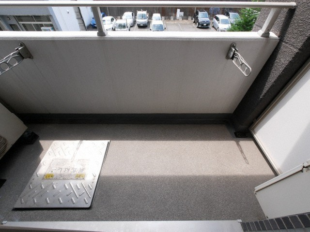 QCフラット北堀江のバルコニー