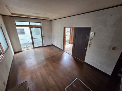 【居間・リビング】 | 埼玉県鴻巣市滝馬室 中古建て