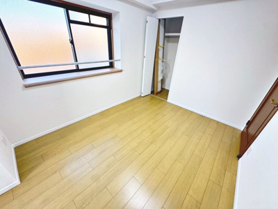 【洋室】 | エクセル新金岡 | 現地見学当日から承っております♪現地周辺の環境や、駅までの道のりなど周辺環境も合わせてご確認いただき、ぜひご検討ください！