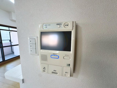 【防犯設備】 | エクセル新金岡 | 【TVモニター付きインターフォン】 防犯設備として欠かせないTVモニター付きインターフォンがあります♪