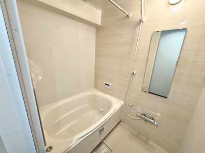 【浴室】 | エクセル新金岡 | 【ユニットバス新調】キレイなお風呂で気持ちのいいバスタイムをお楽しみいただけます！寒い日も浴室暖房乾燥機がついているので、温度差が解消できて快適なバスタイムを楽しめますね！