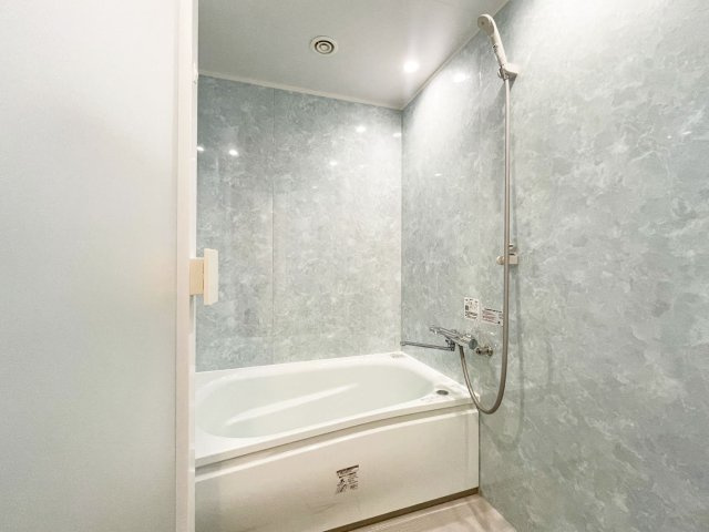 藤和ライブタウン甲陽園山王町C棟の浴室