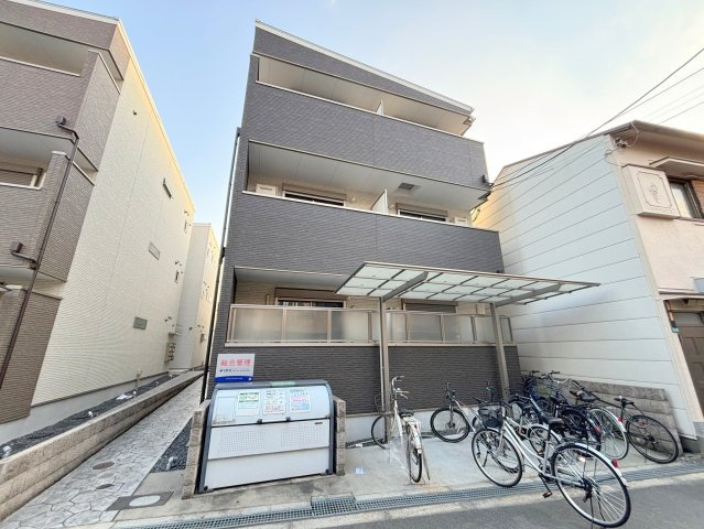 セレニティ田川北A棟の外観