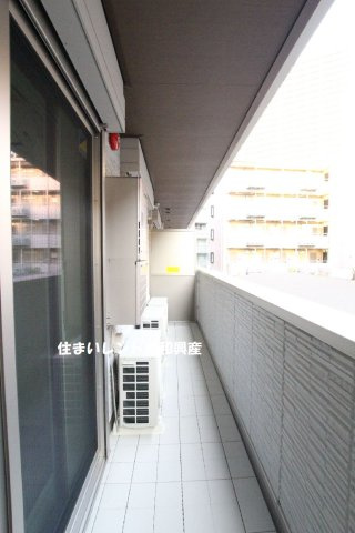 フィレ・デ・フルールのバルコニー