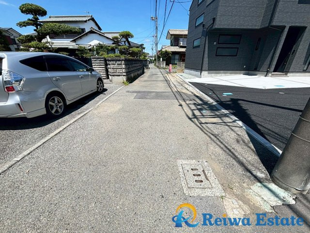 新築戸建　茅ヶ崎市南湖5丁目の前面道路含む現地写真
