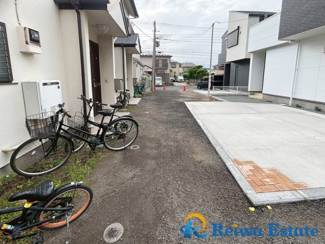 新築戸建　茅ヶ崎市南湖5丁目の前面道路含む現地写真|西浜小学校まで約650ｍ、西浜中学校まで約300ｍとお子様の通学も安心！！