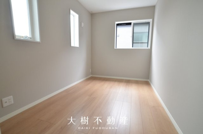 【洋室】 | 綾瀬市深谷上７丁目 新築戸建て 全5棟【仲介手数料無料】 | 2階　洋室1（5.0帖）