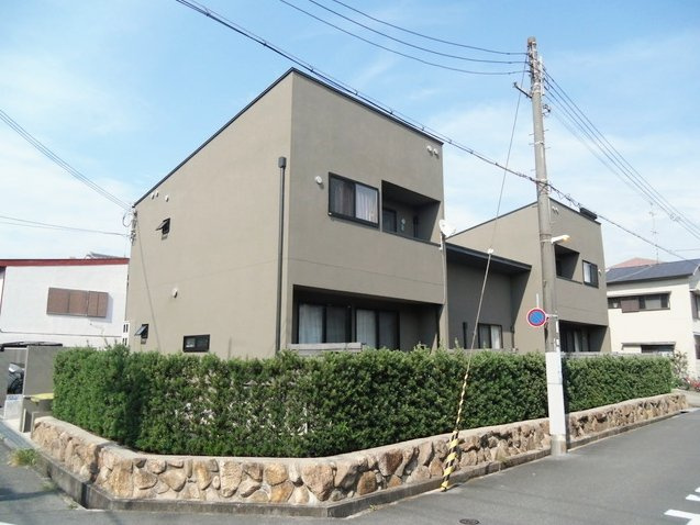 トリニティーコート