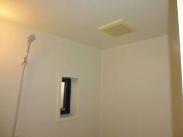 ディアエスタＣの浴室