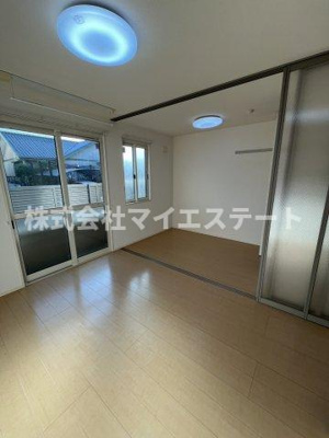 【トイレ】 | ルルディ | 同型・現状優先（写真は106号）