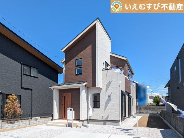 BLOOMING GARDEN　深谷市国済寺の外観|【完成済み】ナチュラルな色合いで飽きのこない外観！
ゆっくりご内覧いただけますのでぜひ一度現地をご覧ください！夢が膨らみます♪