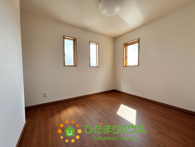 ワイウッドコート加須市久下第7期　新築一戸建て　01の子供部屋